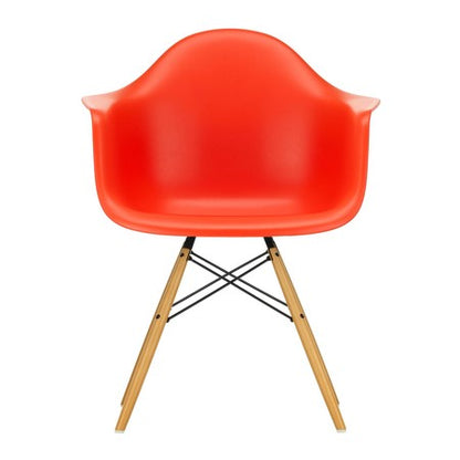 Eames Plastic Armchair DAW Red